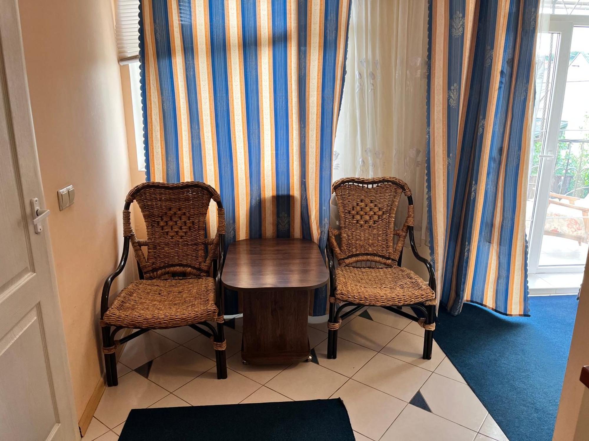 Mala Praha Hotell Uzjhorod Eksteriør bilde